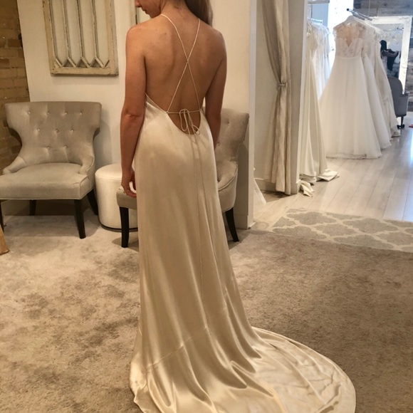 ❌SOLD❌ Ivory Silk Slip Wedding Dress - Picture 2 of 15